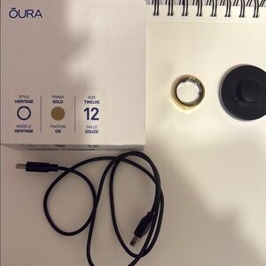 Oura Heritage Gold Smart Ring - Gold and Silver Tones